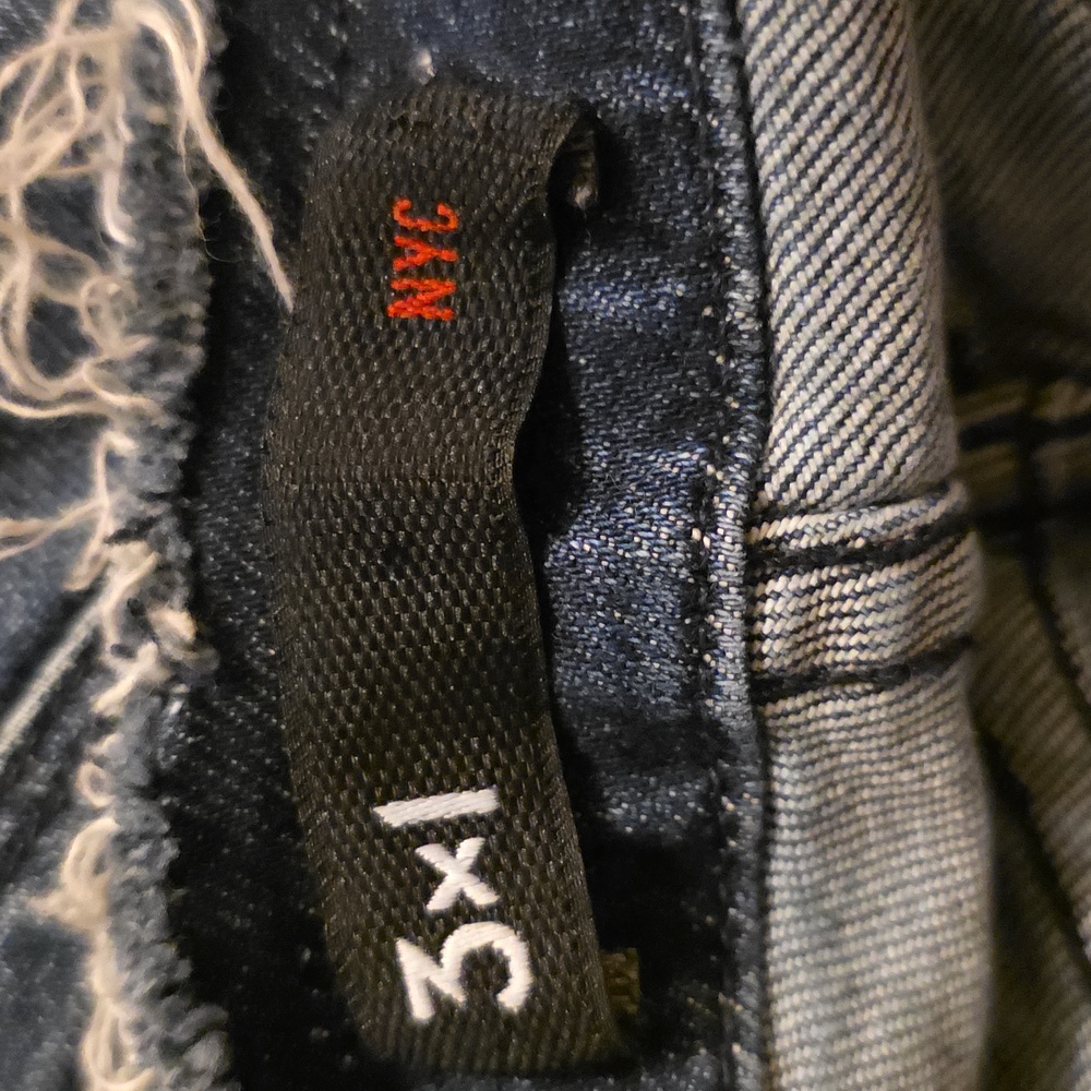 3x1 Raw Edge Shelter Slim Jeans Size 27- NWOT💙 - Picture 7 of 7